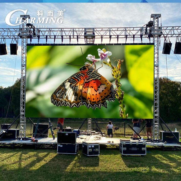 Rapido colleghi la video esposizione di LED della parete della capriata P3.91 4K 3840Hz per la pubblicità dell'affitto